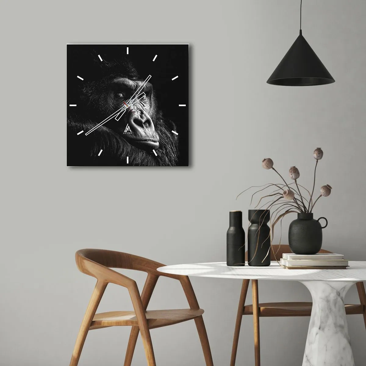 Vægur, Uret - Og hvad kigger du på? - 40x40 cm