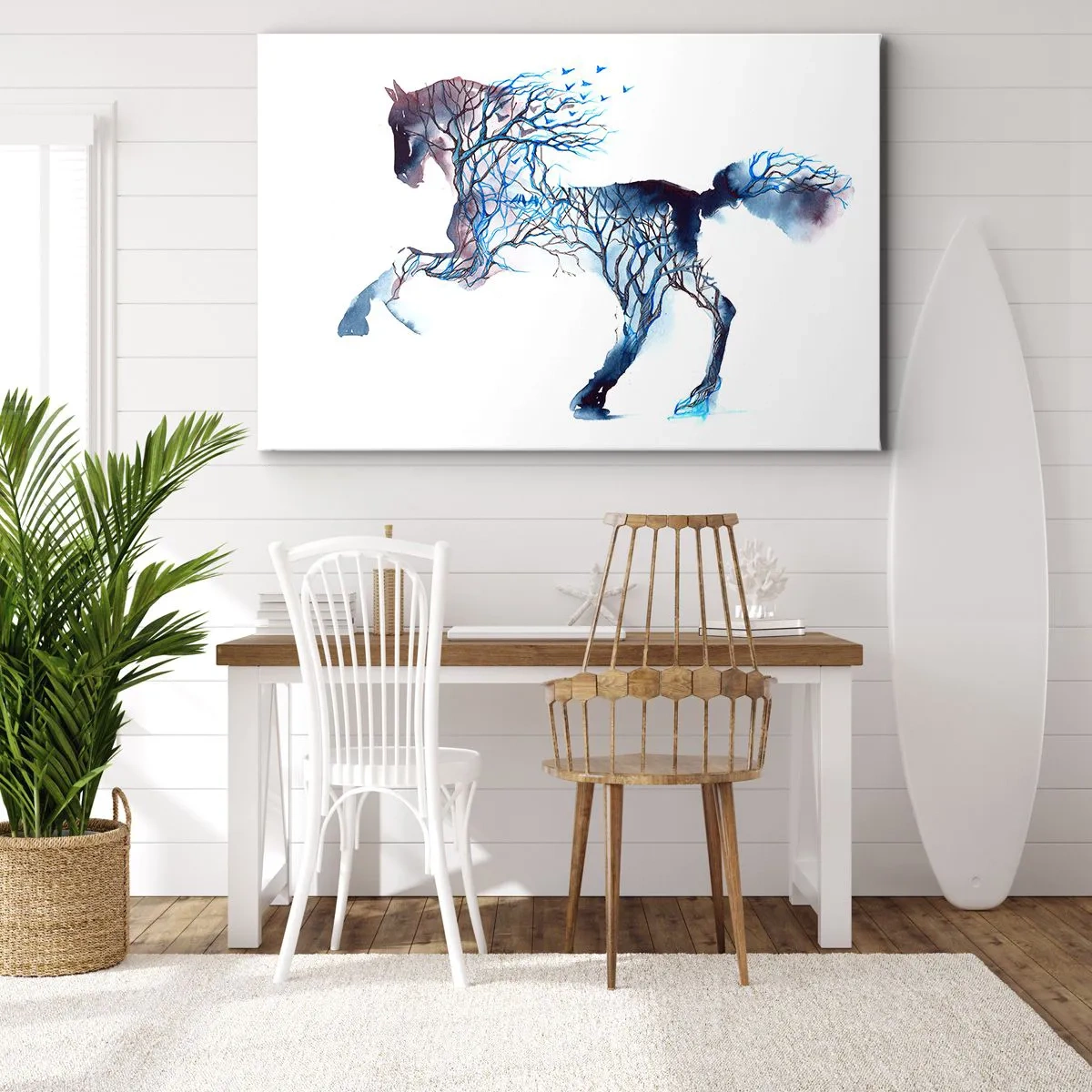 Lærredstryk - Billede på lærred - Kunstnerisk hestegrafik med træ- og fuglemotiver - 70x50cm - Og som om skoven havde flyttet sig - Moderne vægdekoration til stue og soveværelse ARTTOR