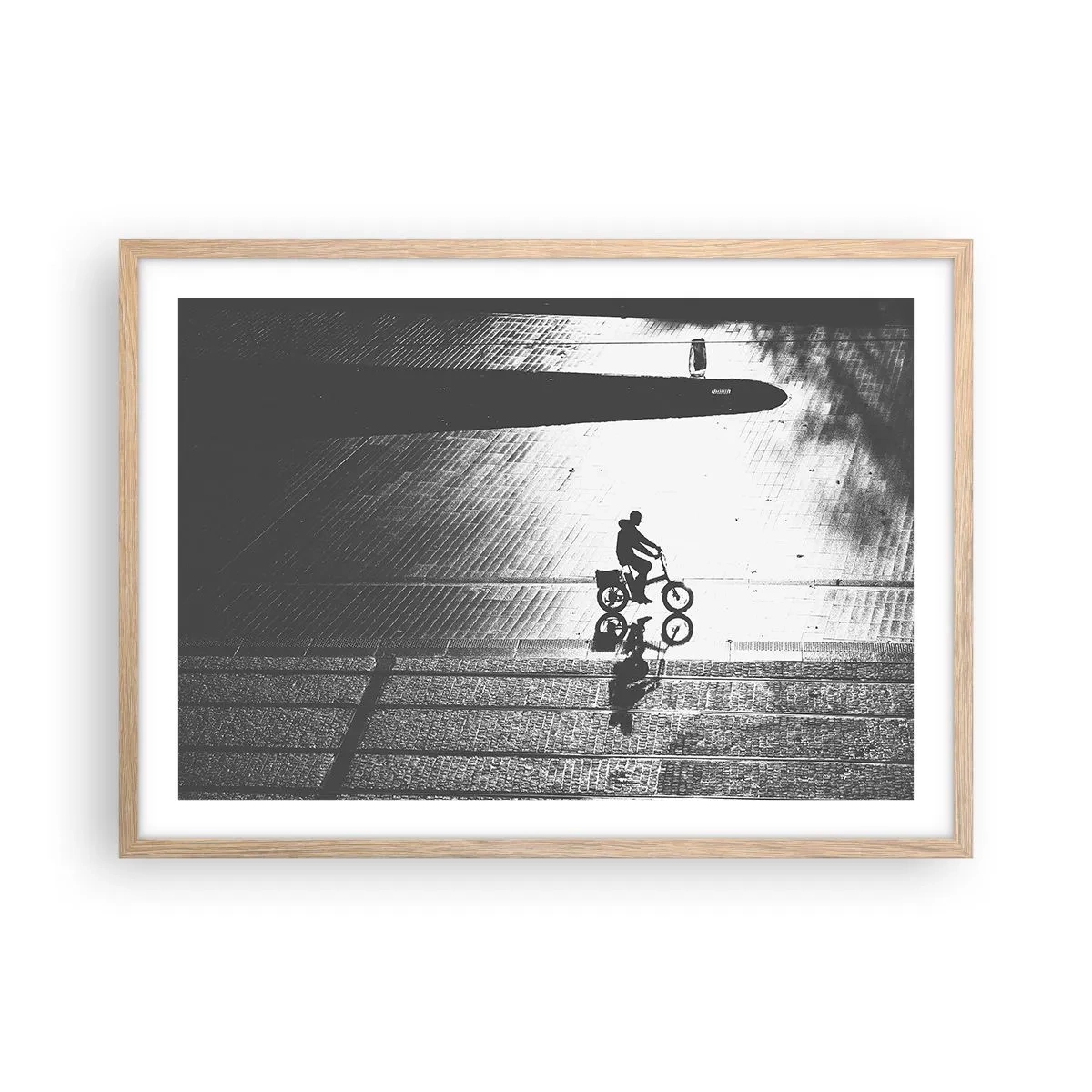 Plakat i ramme af lyst egetræ - Fremad, gennem byen - 70x50 cm