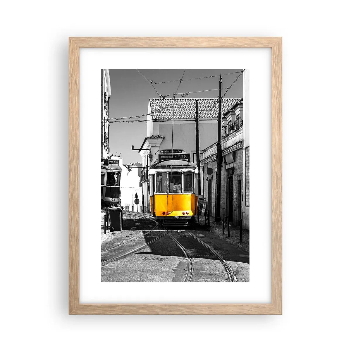 Plakat i ramme af lyst egetræ - Lissabons ånd - 30x40 cm