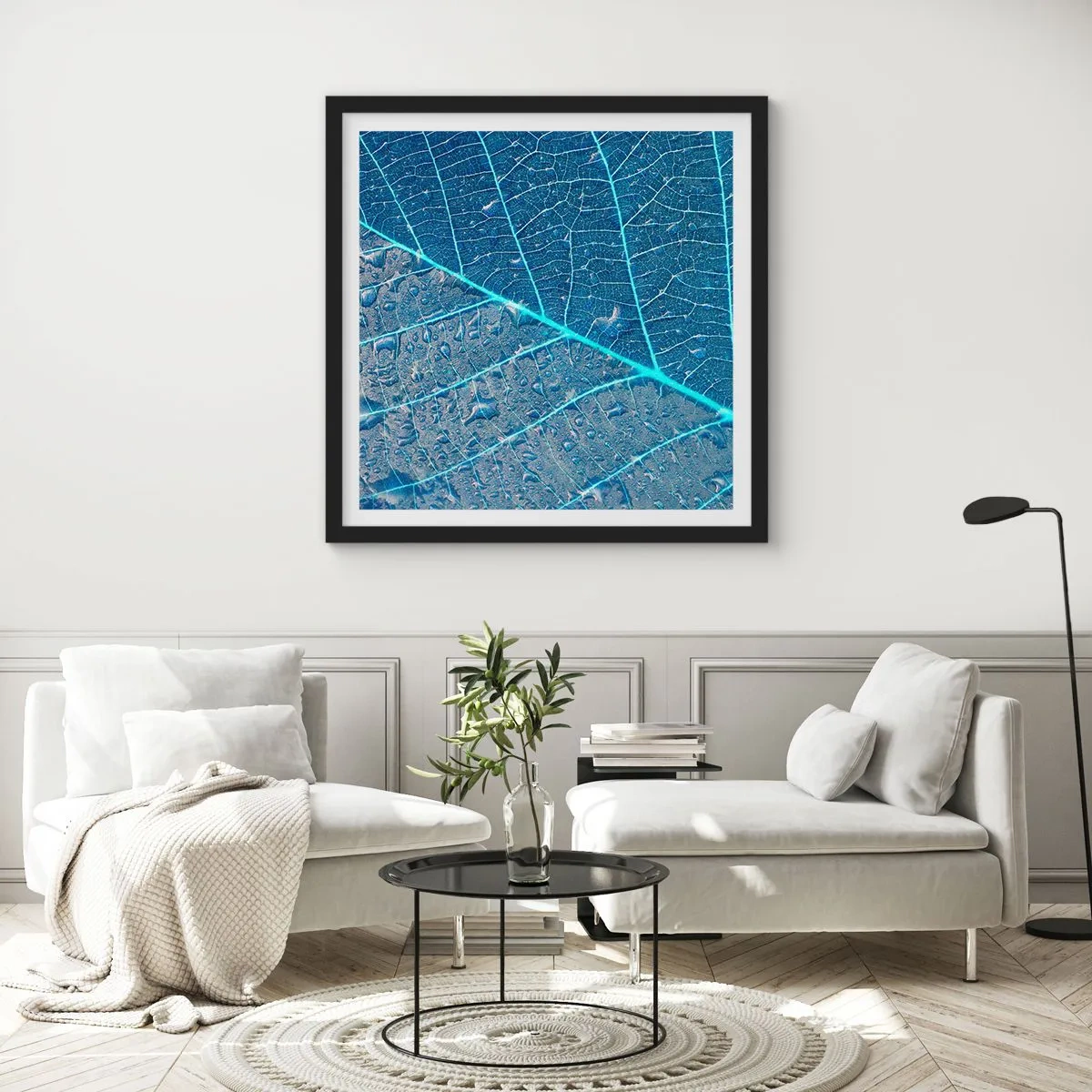 Plakat i sort ramme - Livet i det blå - 50x50 cm