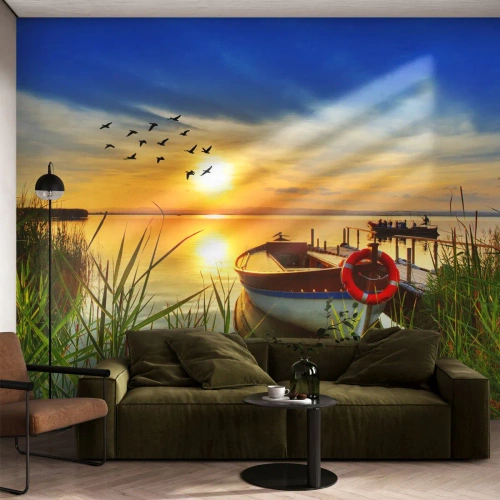 Fototapet Selvklæbende Deluxe Sticker - Skarverne er allerede på vej væk - Landskab, Sø, Solnedgang - 100x70 cm