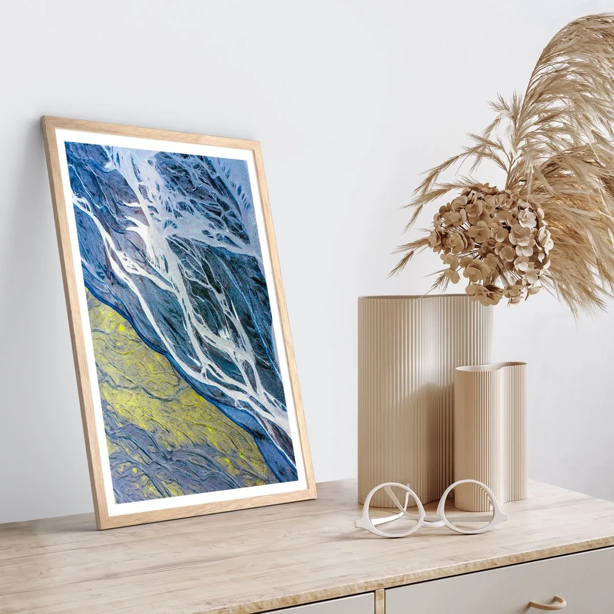 Plakat i ramme af lyst egetræ - Naturens hulemalerier - 40x50 cm