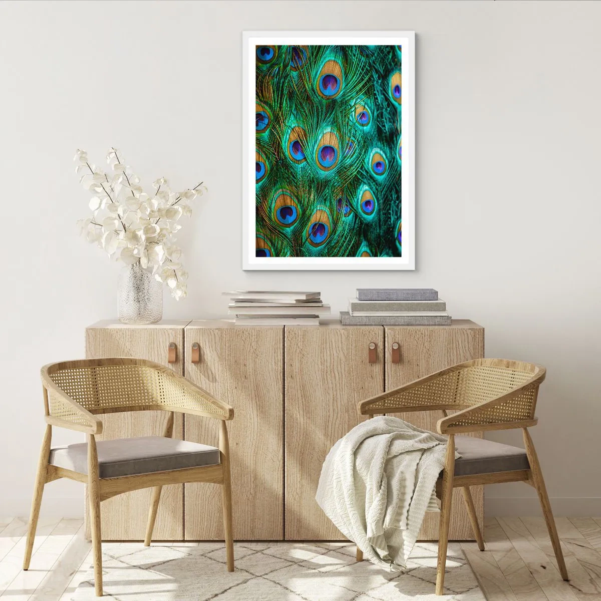 Plakat i hvid ramme - En påfugls blik - 30x40 cm