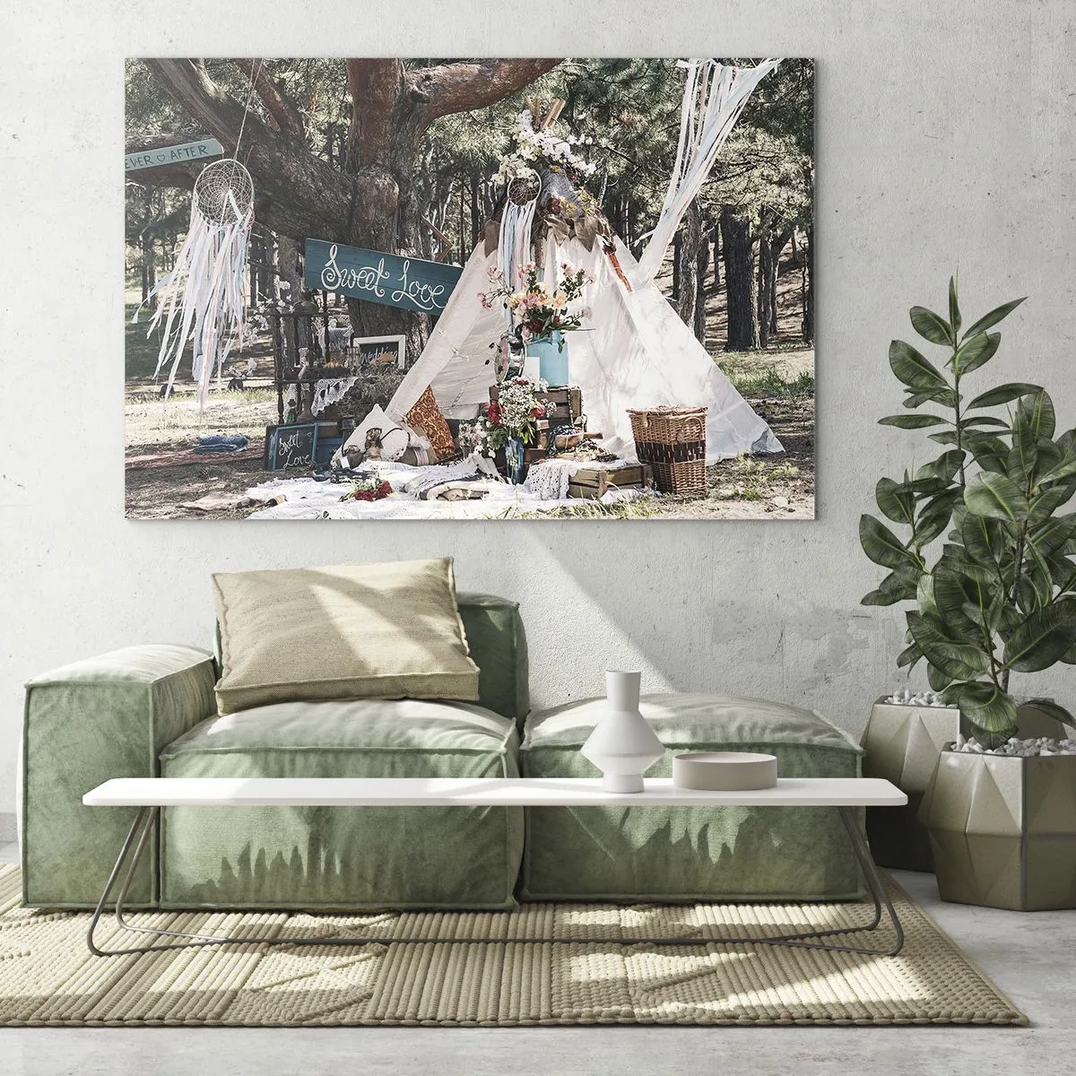 Billede på glas - Boho udendørs dekoration med tipi og blomster i skoven - 70x50cm - Make love… - Moderne vægdekoration til stue og soveværelse ARTTOR