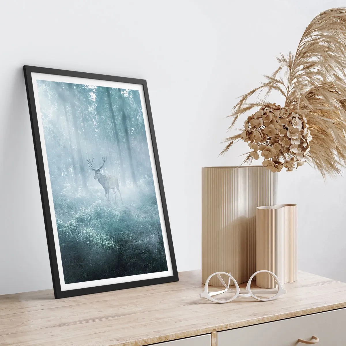 Plakat i sort ramme - Morgenvandring rundt på godset - 40x50 cm