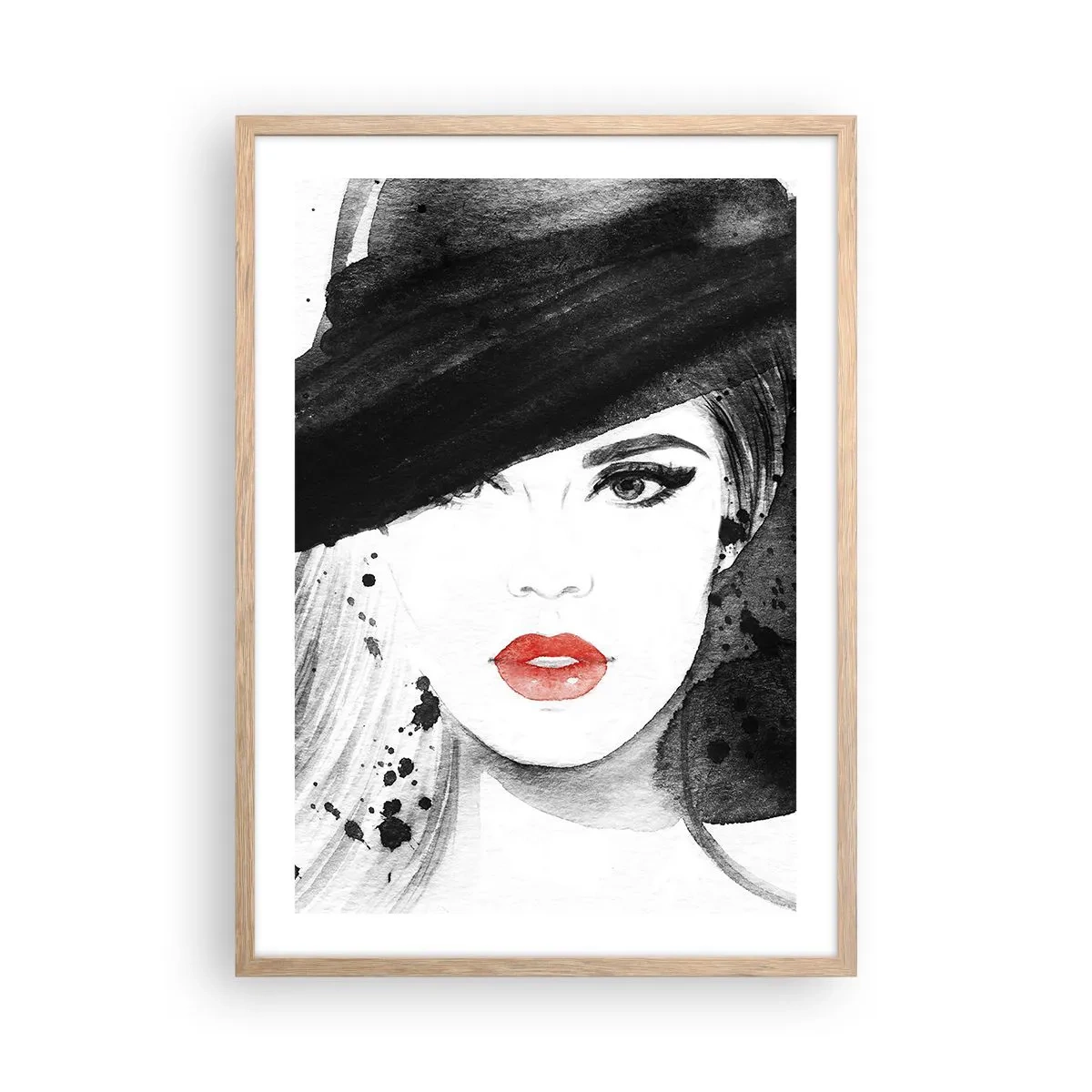 Plakat i ramme af lyst egetræ - Dame i sort - 50x70 cm