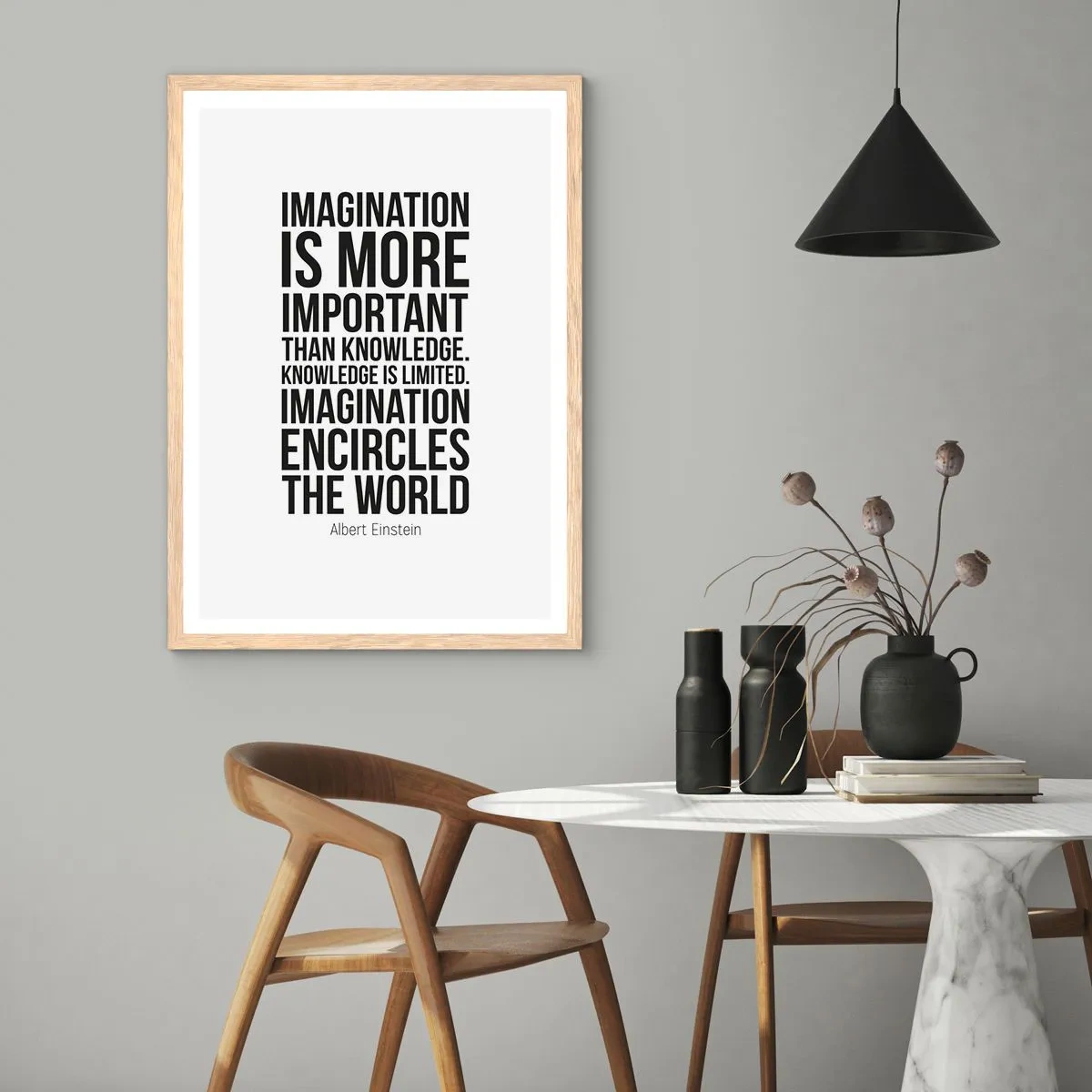 Plakat i ramme af lyst egetræ - Einstein om fantasiens kraft - 40x50 cm
