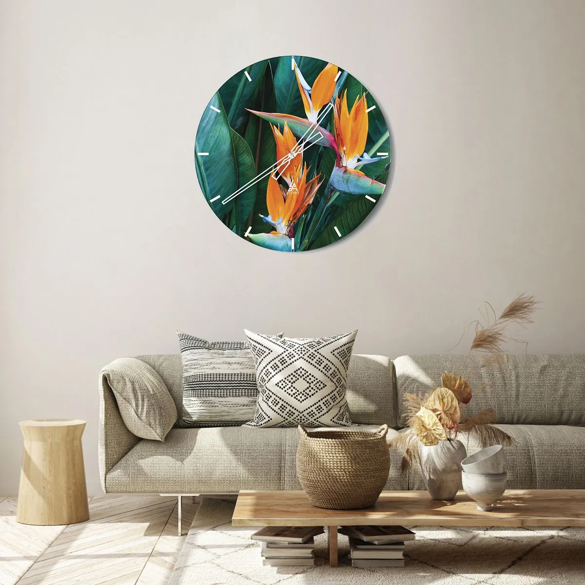 Vægur, Uret - Eksotiske strelitziablomster mod en baggrund af grønne blade - 30x30cm - Er det en blomst eller er det en fugl? - Moderne vægdekoration til stue, køkken og soveværelse ARTTOR
