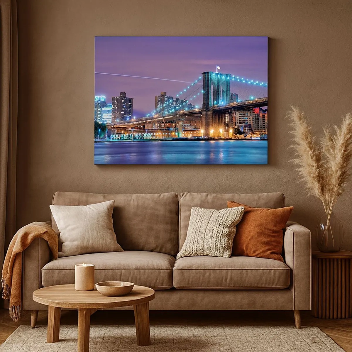 Lærredstryk - Billede på lærred - Brooklyn Bridge om natten med byen oplyst i baggrunden - 70x50cm - I mange år har Brooklyn Bridge - Moderne vægdekoration til stue og soveværelse ARTTOR