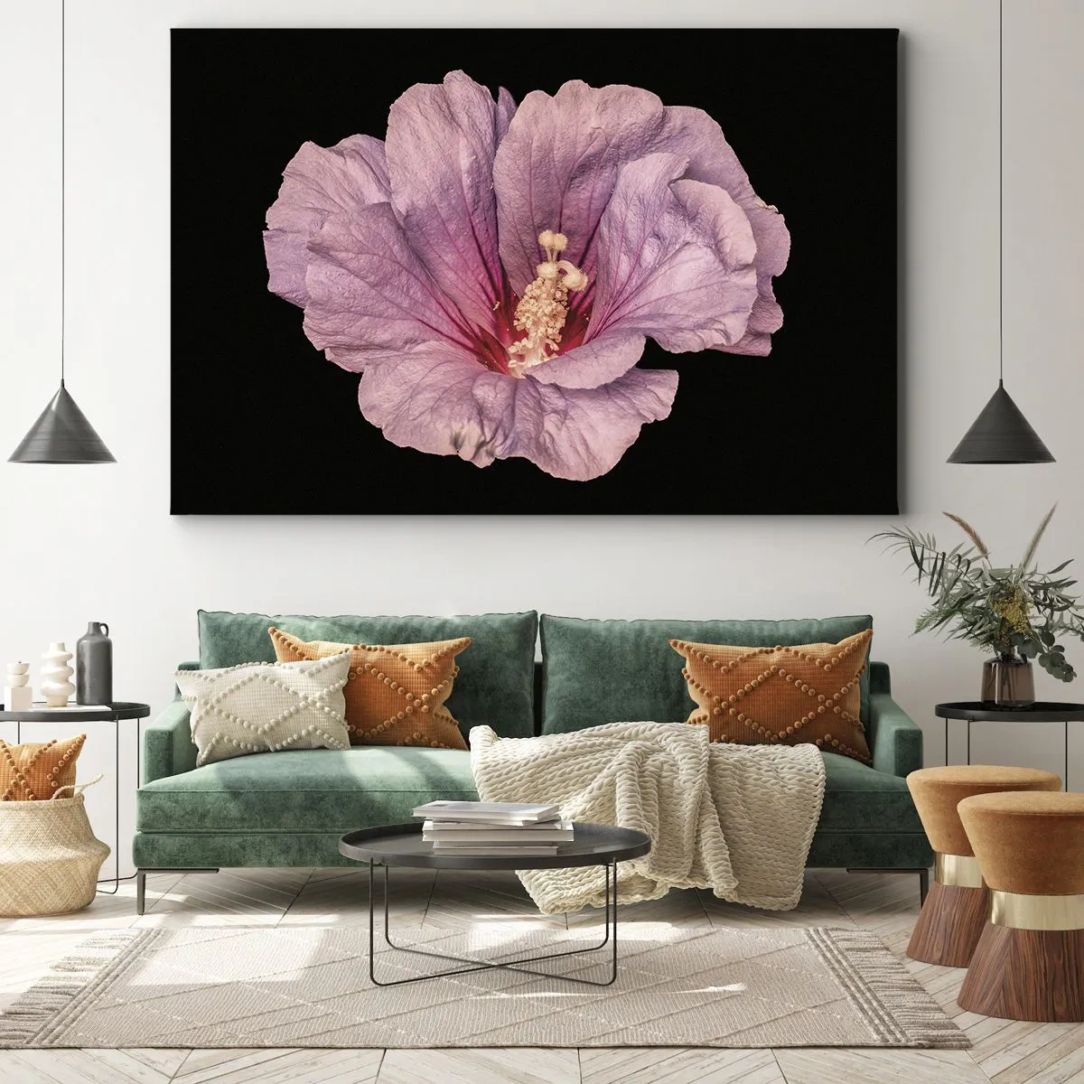 Lærredstryk - Billede på lærred - Lyserød blomst på en sort baggrund - 70x50cm - Lige i hjertet - Moderne vægdekoration til stue og soveværelse ARTTOR