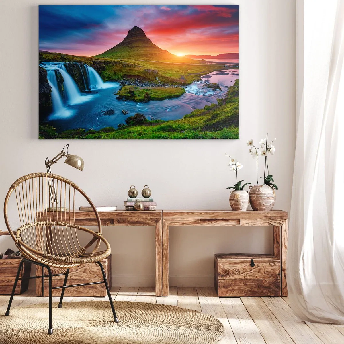 Lærredstryk - Billede på lærred - Malerisk vandfald og bjerg ved solnedgang - 70x50cm - Island - ild og vand - Moderne vægdekoration til stue og soveværelse ARTTOR