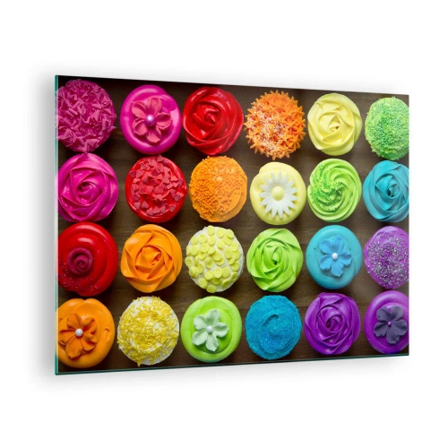 Billede på glas - Farverige cupcakes med pynt på en træbaggrund - 70x50cm - Alle er forskellige - alle er lækre - Moderne vægdekoration til stue og soveværelse ARTTOR