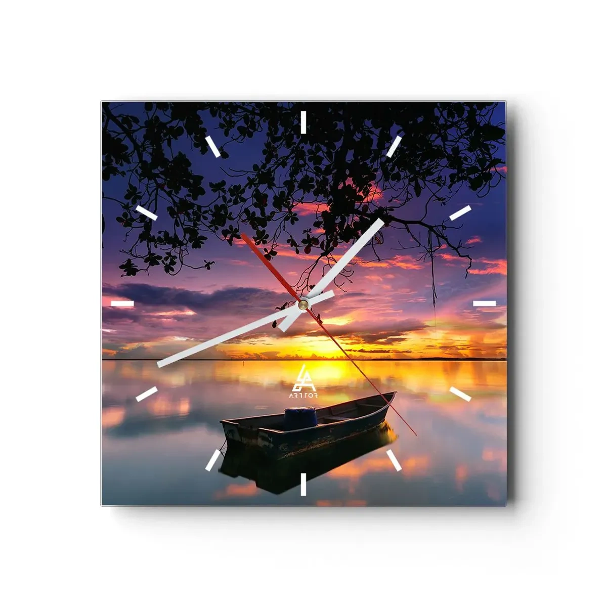 Vægur, Uret - "Det ser ud til, at du hænger midt på himlen..." - 30x30 cm