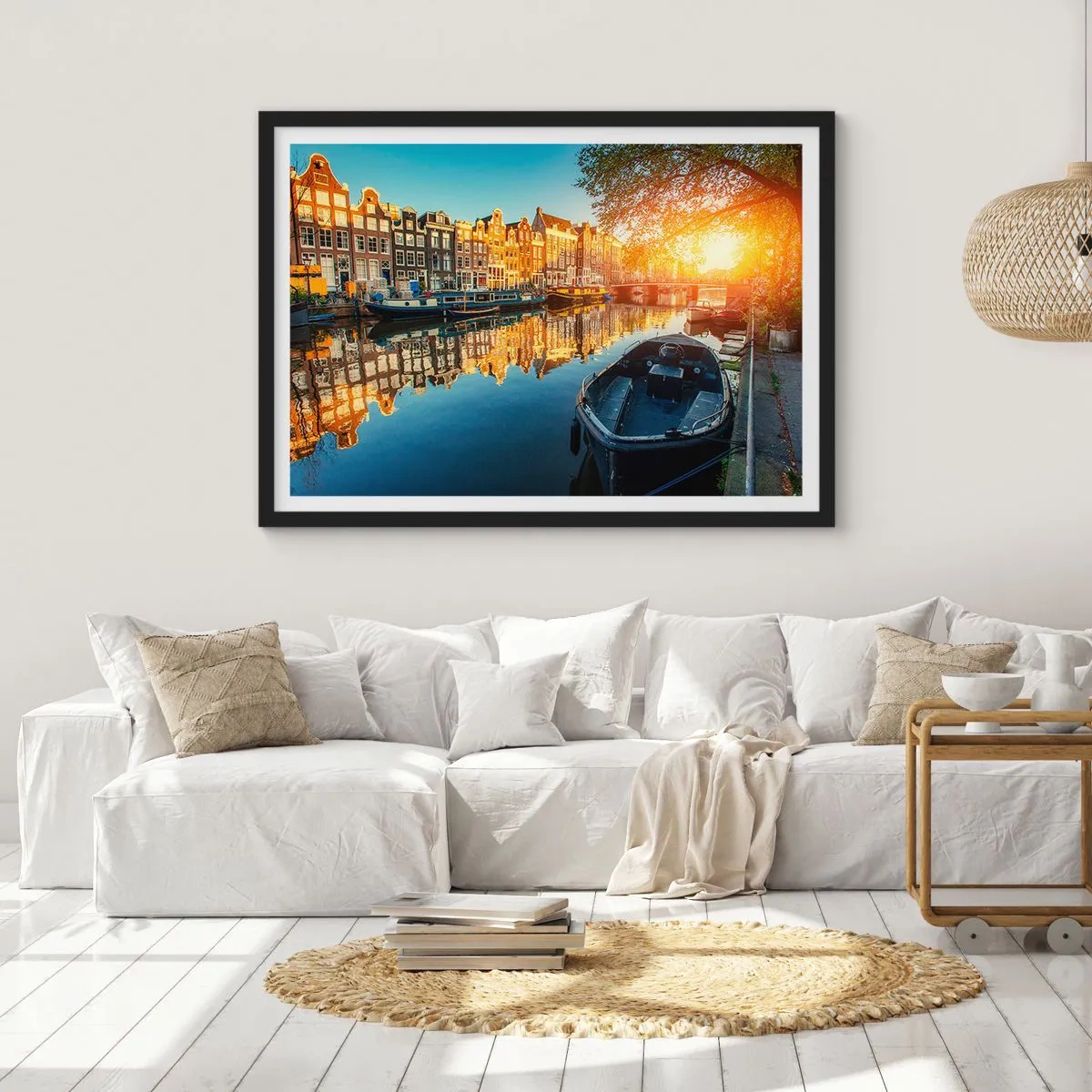 Plakat i sort ramme - Morgen i Amsterdam - 100x70 cm