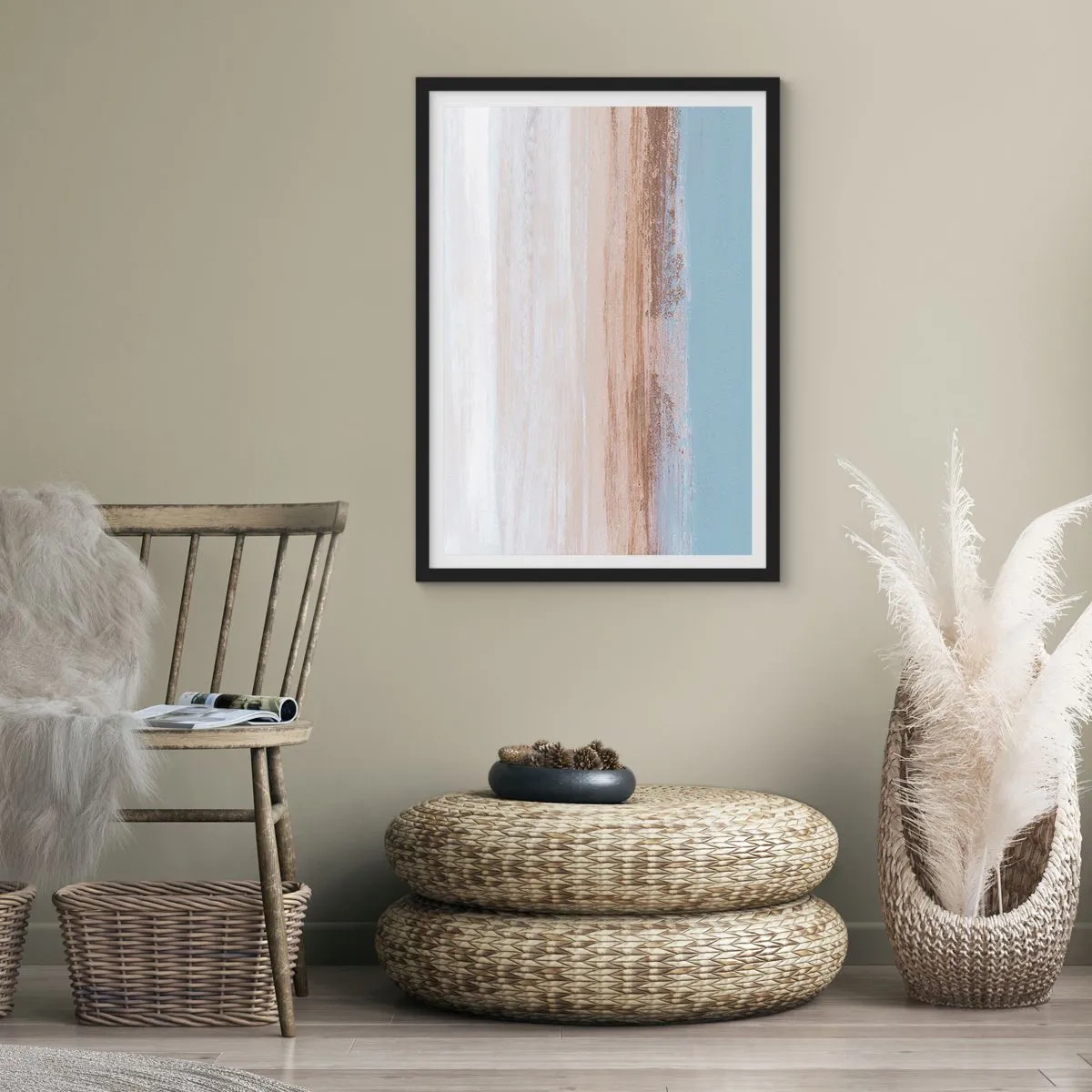 Plakat i sort ramme - Minimalistisk abstraktion i strandens og havets farver - 50x70cm - Tvetydigt landskab - Moderne vægdekoration til stue og soveværelse ARTTOR