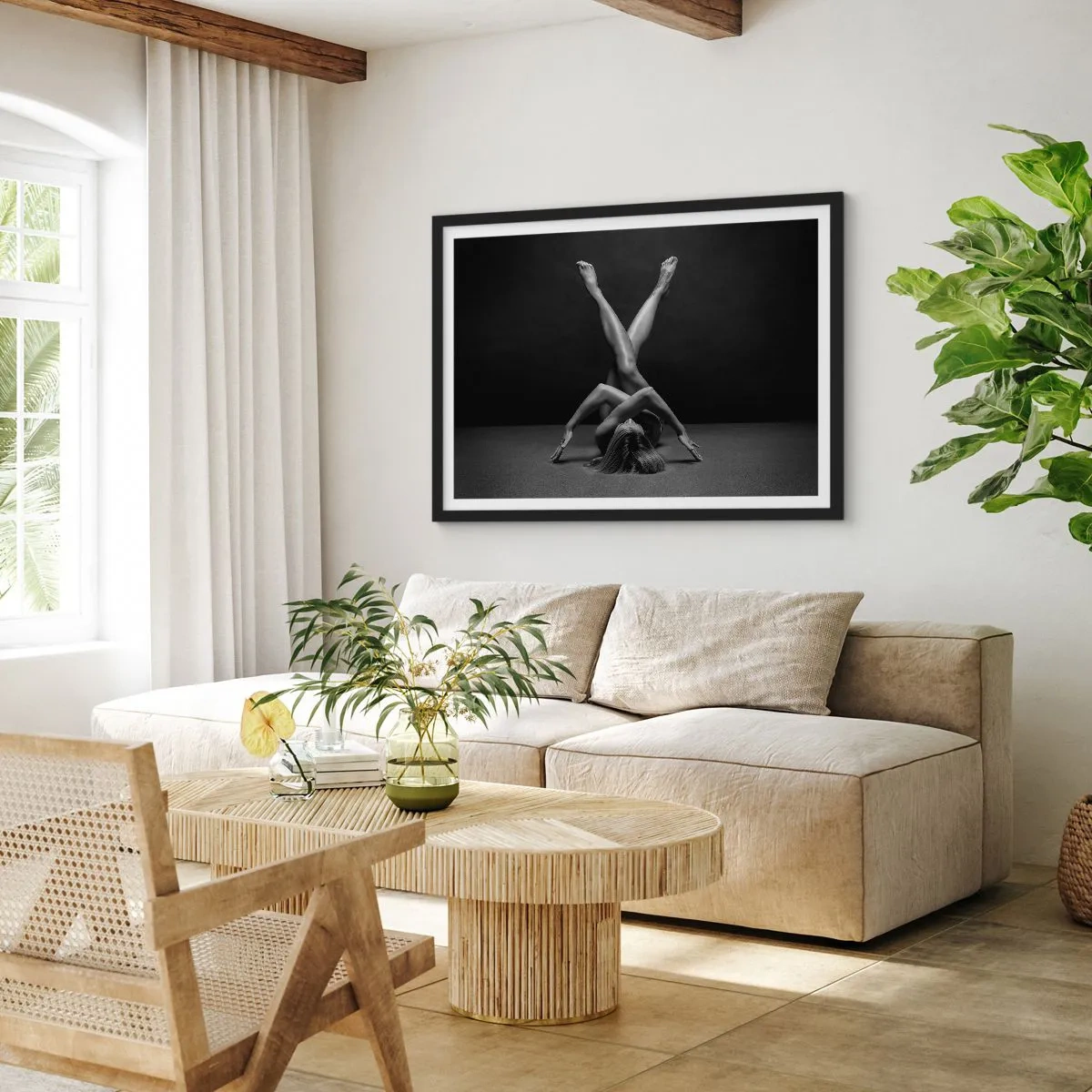 Plakat i sort ramme - Nøgenhedens geometri - 100x70 cm