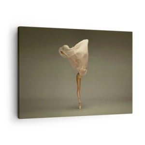 Lærredstryk - Billede på lærred - En danser svæver i luften med stof - 70x50cm - Den er ved at flyve - Moderne vægdekoration til stue og soveværelse ARTTOR