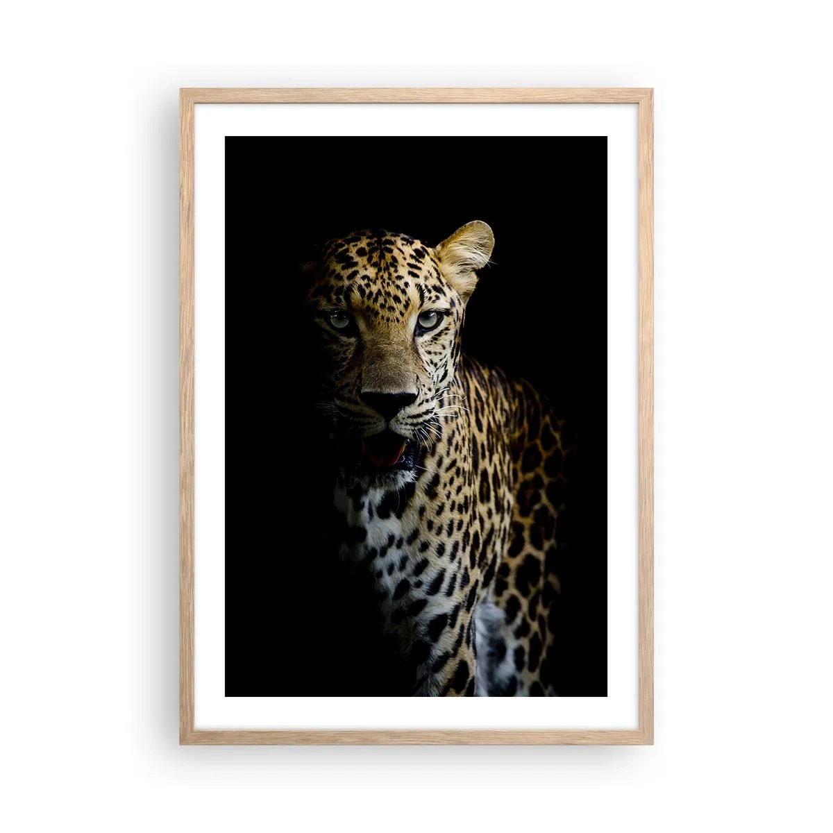 Plakat i ramme af lyst egetræ - Mørk skønhed - 50x70 cm