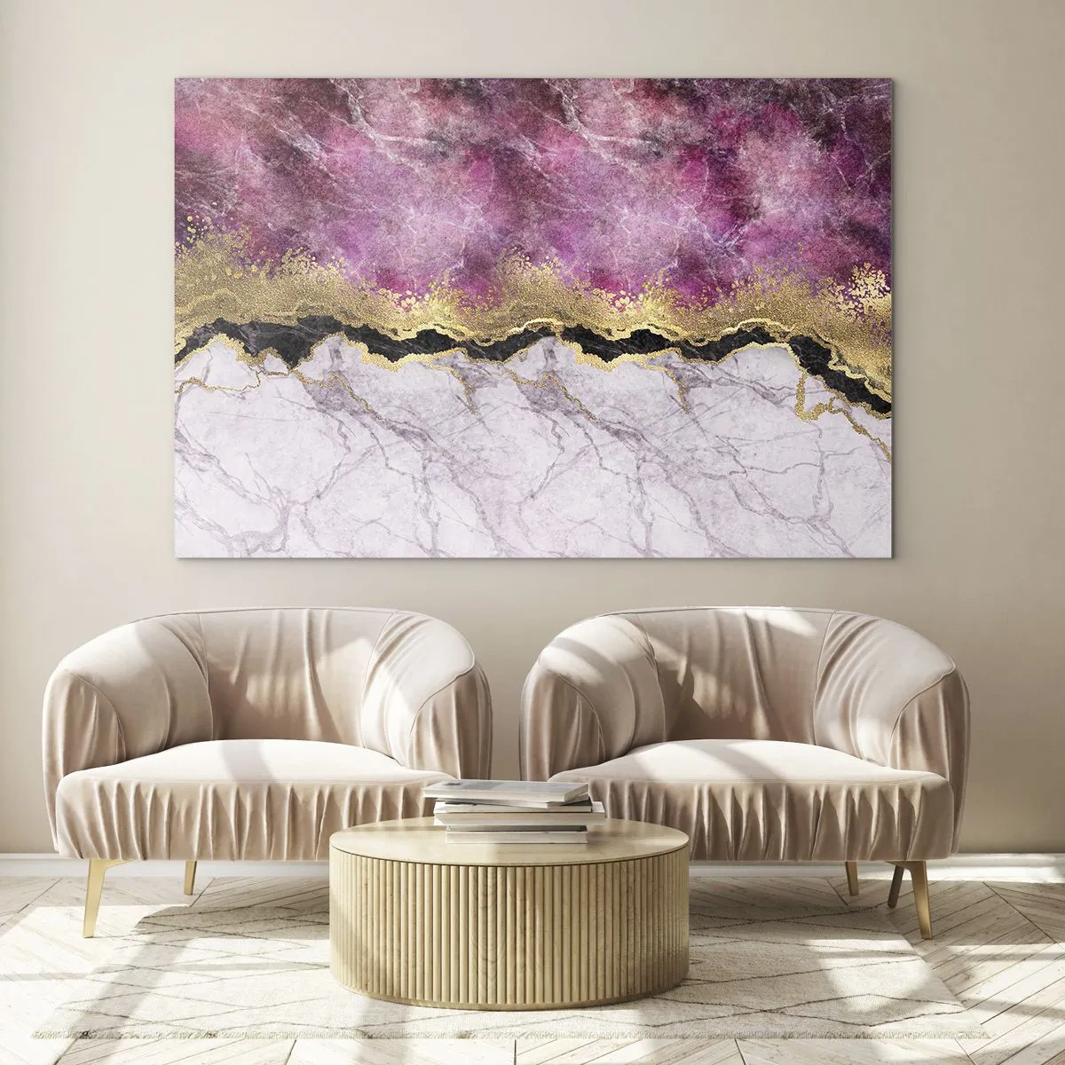 Billede på glas - Abstrakt marmorkomposition med guld- og lilla accenter - 70x50cm - På grænsen - Moderne vægdekoration til stue og soveværelse ARTTOR