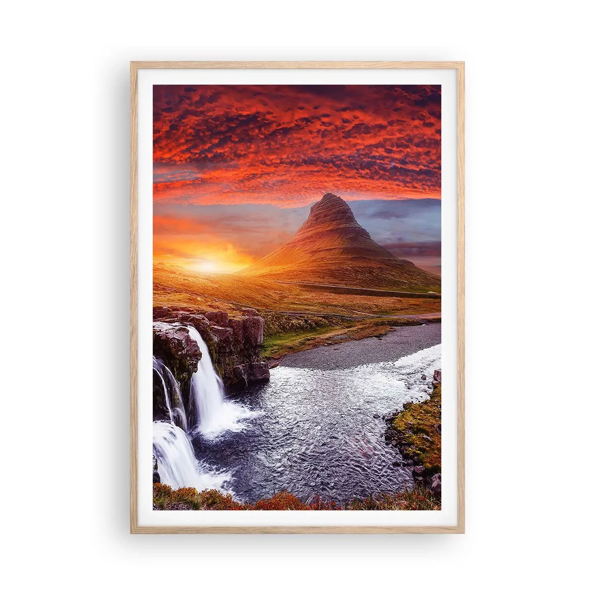 Plakat i ramme af lyst egetræ - En udsigt over Midgård - 70x100 cm