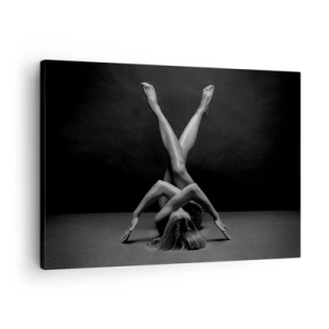 Lærredstryk - Billede på lærred - En kunstnerisk fortolkning af en kvinde i sort-hvid - 70x50cm - Nøgenhedens geometri - Moderne vægdekoration til stue og soveværelse ARTTOR