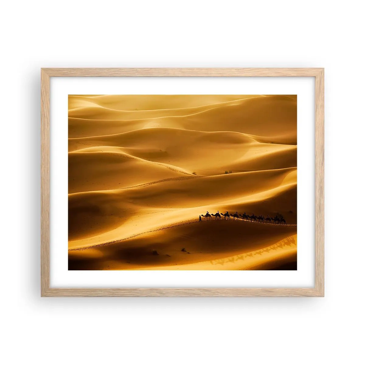 Plakat i ramme af lyst egetræ - Karavane på ørkenens bølger - 50x40 cm