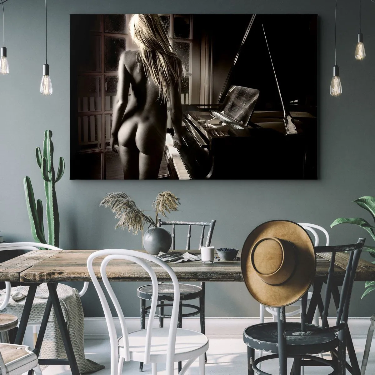 Lærredstryk - Billede på lærred - Kvindelig nøgen ved klaveret i sort-hvid stil - 70x50cm - Aftenens perfekte harmoni - Moderne vægdekoration til stue og soveværelse ARTTOR