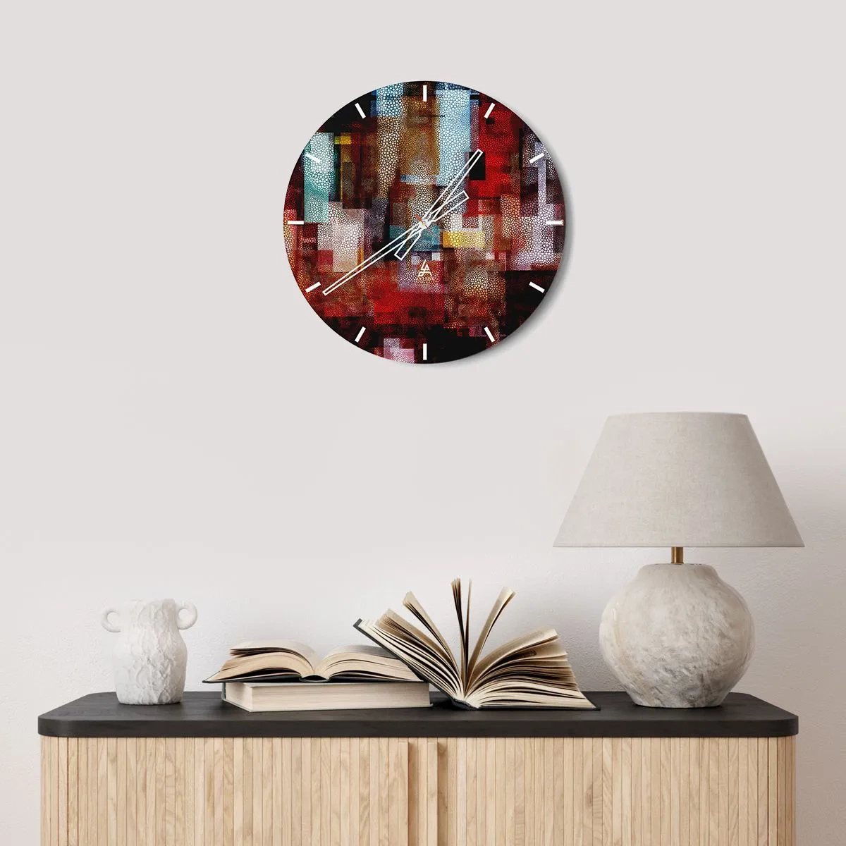 Vægur, Uret - Abstrakte kompositioner i nuancer af rød og guld med et geometrisk mønster - 30x30cm - Forvirring med forvirring - Moderne vægdekoration til stue, køkken og soveværelse ARTTOR
