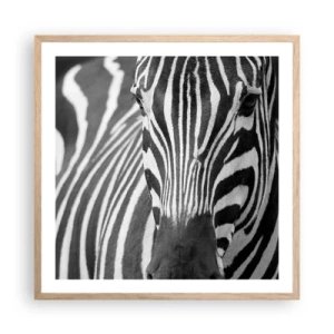 Plakat i ramme af lyst egetræ - Verden er sort og hvid - 60x60 cm