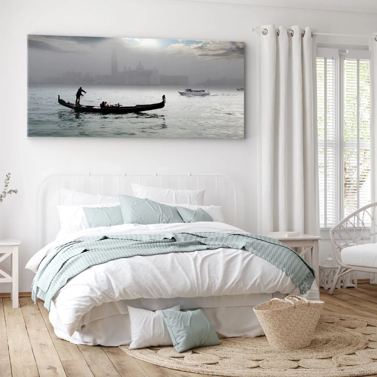 Lærredstryk - Billede på lærred - En fabelagtig by af vand og tåge - 140x50 cm