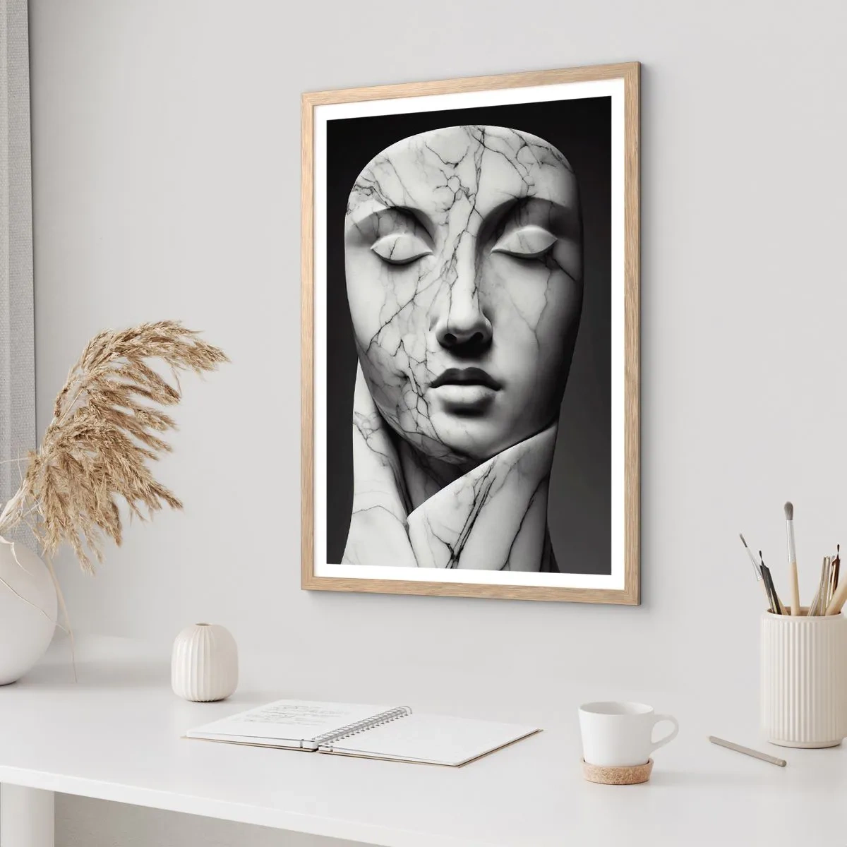Plakat i ramme af lyst egetræ - Former af marmor - 70x100 cm