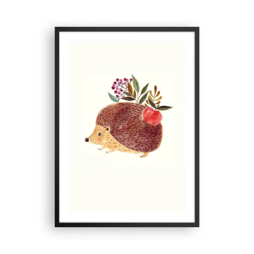 Plakat i sort ramme - Et sødt pindsvin med et æble og kviste på en lys baggrund - 50x70cm - Og du kan allerede lide mig - Moderne vægdekoration til stue og soveværelse ARTTOR