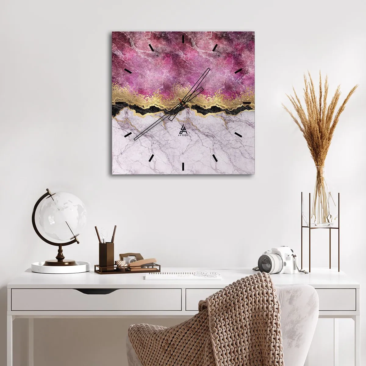 Vægur, Uret - På grænsen - 40x40 cm