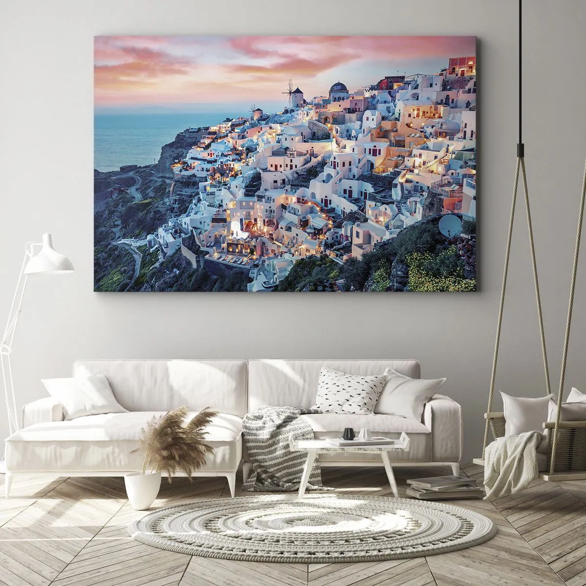 Lærredstryk - Billede på lærred - Santorini ved solnedgang med hvide bygninger på bakken - 70x50cm - Din store græske ferie - Moderne vægdekoration til stue og soveværelse ARTTOR