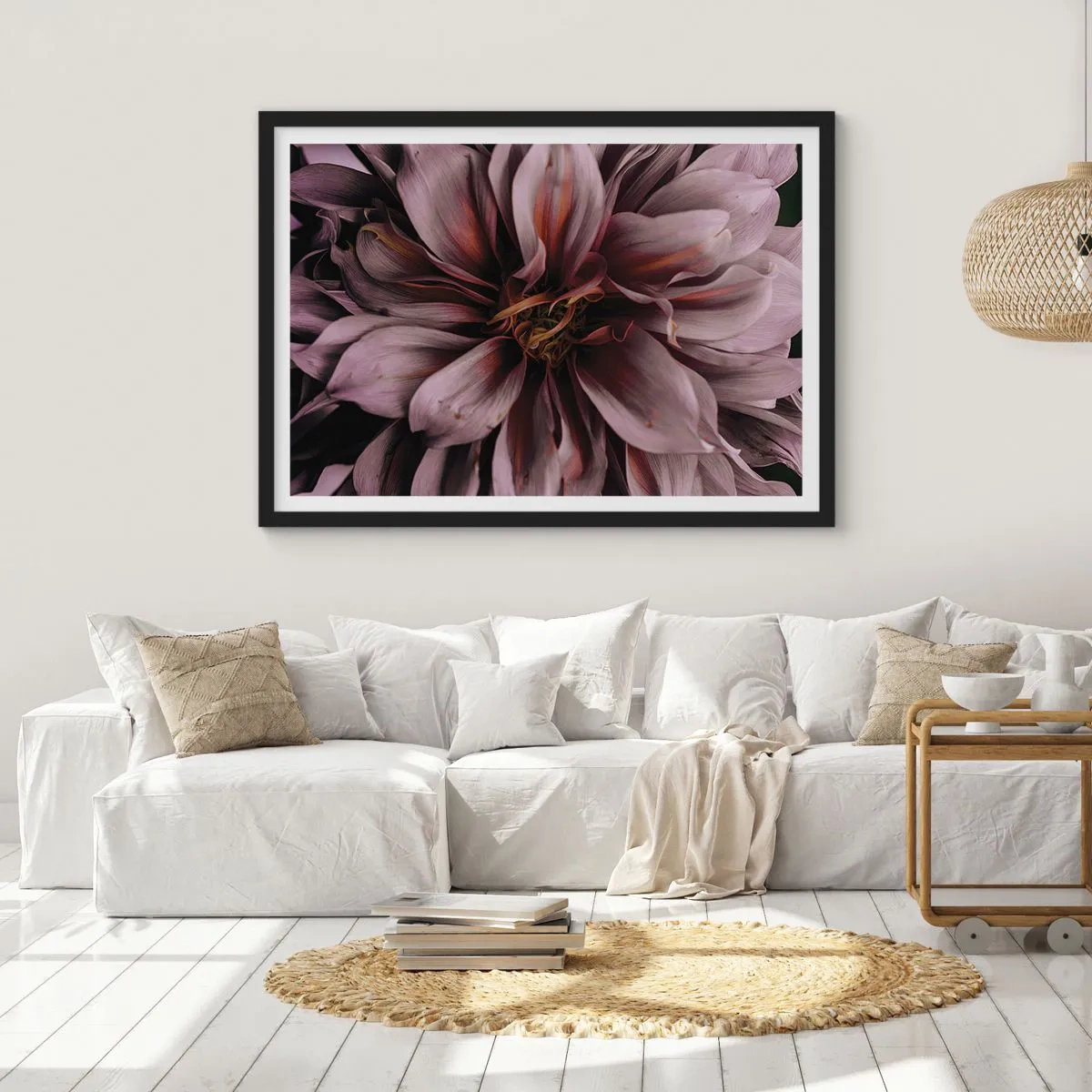 Plakat i sort ramme - Blomstret hjerte - 70x50 cm