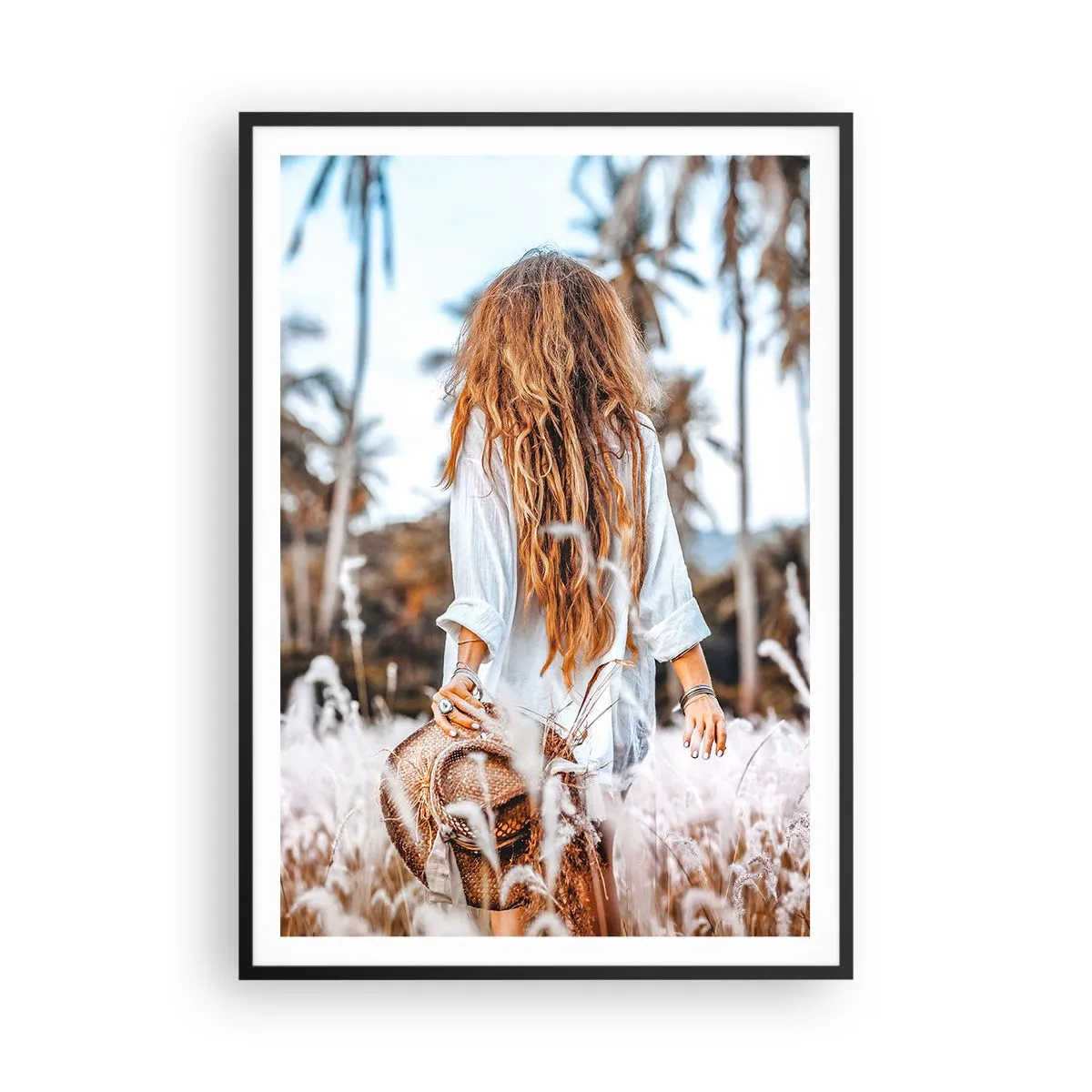 Plakat i sort ramme - Født af græsdun - 70x100 cm