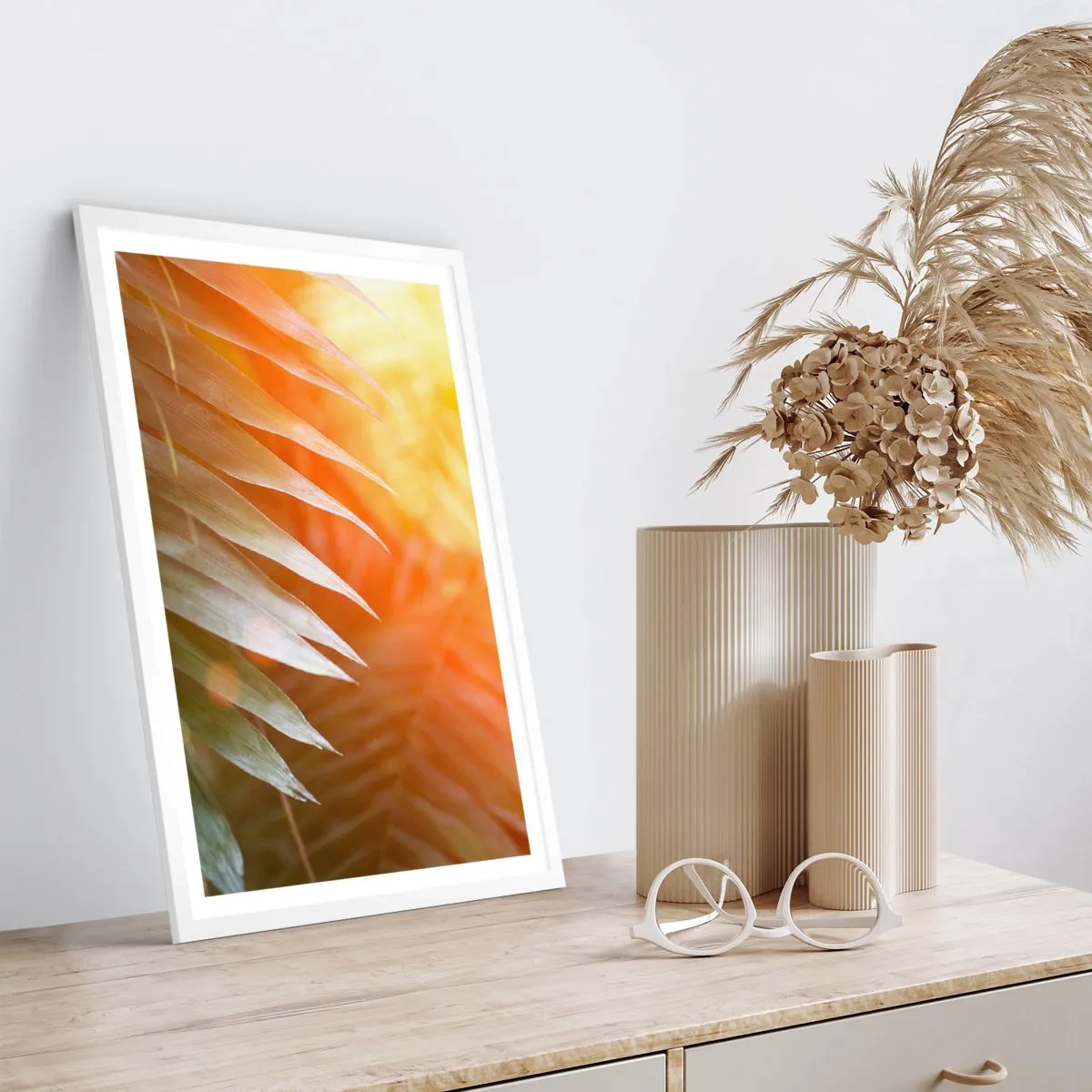 Plakat i hvid ramme - Morgen i junglen - 61x91 cm