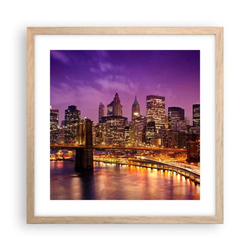 Plakat i ramme af lyst egetræ - Lilla og gylden Manhattan - 40x40 cm