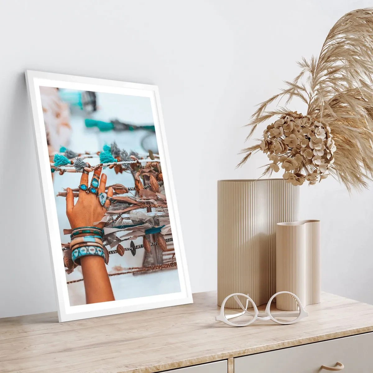 Plakat i hvid ramme - Lokale skatte - 40x50 cm