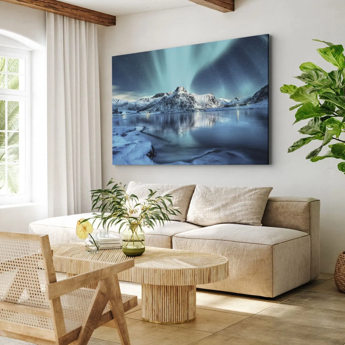 Lærredstryk - Billede på lærred - Aurora Borealis over snedækkede bjerge og en sø - 70x50cm - Nat med lys - Moderne vægdekoration til stue og soveværelse ARTTOR