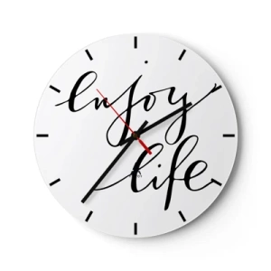Vægur, Uret - Et hvidt ur med den sorte indskrift "Nyd livet" på en minimalistisk baggrund. - 30x30cm - Intet at tilføje… - Moderne vægdekoration til stue, køkken og soveværelse ARTTOR