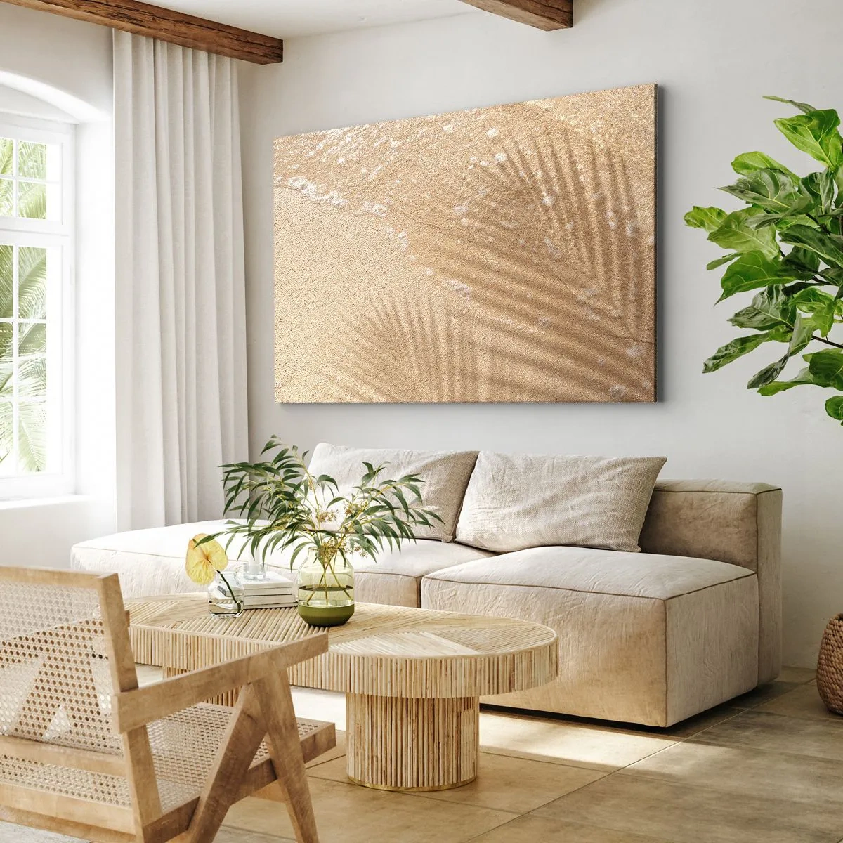 Lærredstryk - Billede på lærred - Skyggen af et palmetræ på sandet med et delikat bølgemønster - 70x50cm - Skyggen af en varm sommer - Moderne vægdekoration til stue og soveværelse ARTTOR