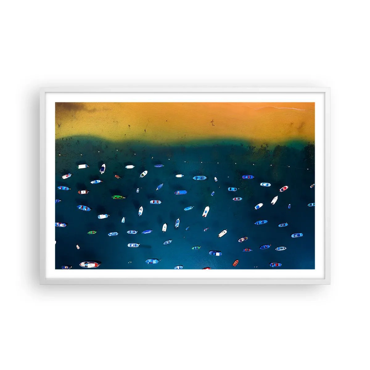 Plakat i hvid ramme - En ferieleg - 91x61 cm