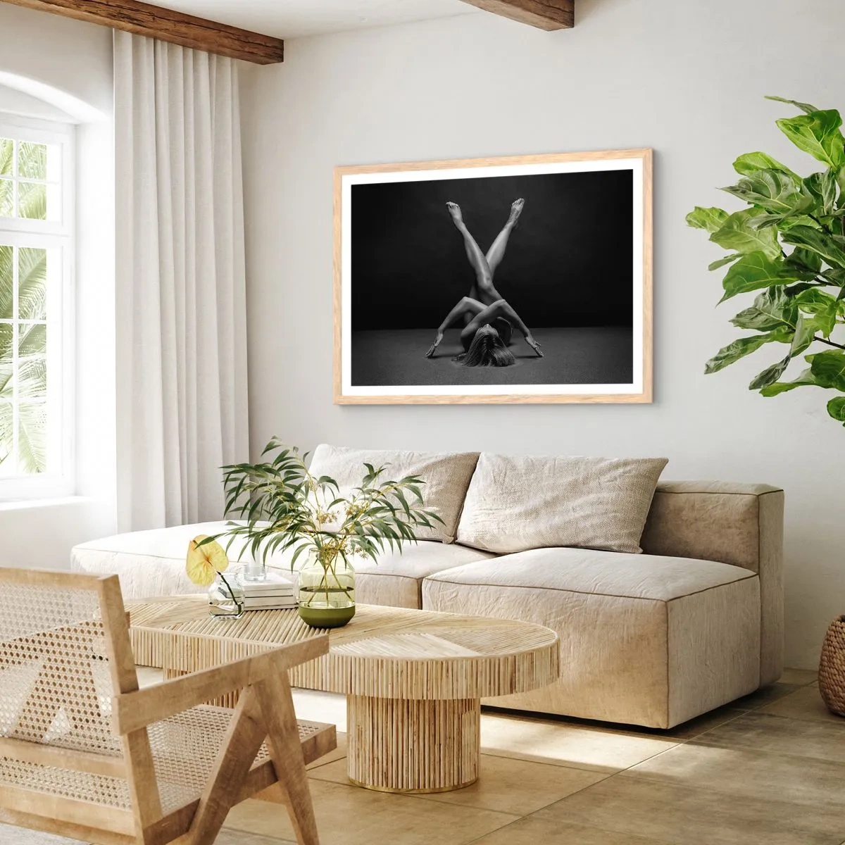 Plakat i ramme af lyst egetræ - Nøgenhedens geometri - 100x70 cm