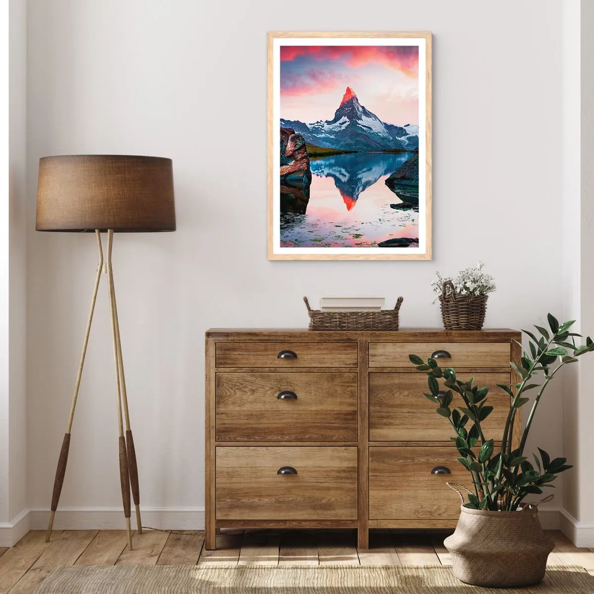 Plakat i ramme af lyst egetræ - Bjergenes hjerte er varmt - 40x50 cm