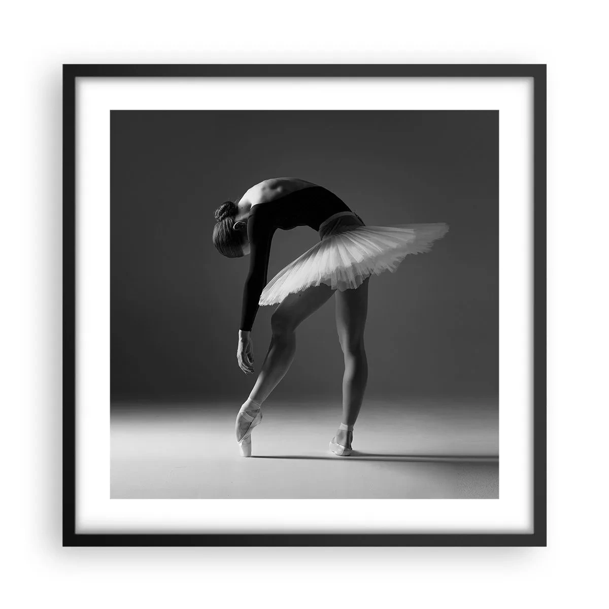 Plakat i sort ramme - Bella balerina - 50x50 cm