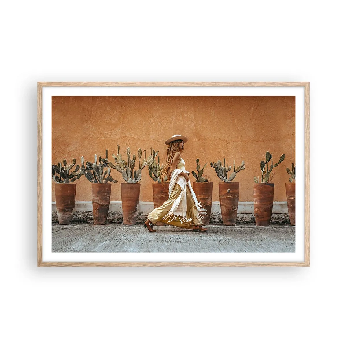 Plakat i ramme af lyst egetræ - I en hippieagtig stil - 91x61 cm