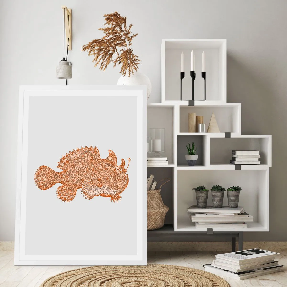 Plakat i hvid ramme - Og dog en fisk - 70x100 cm