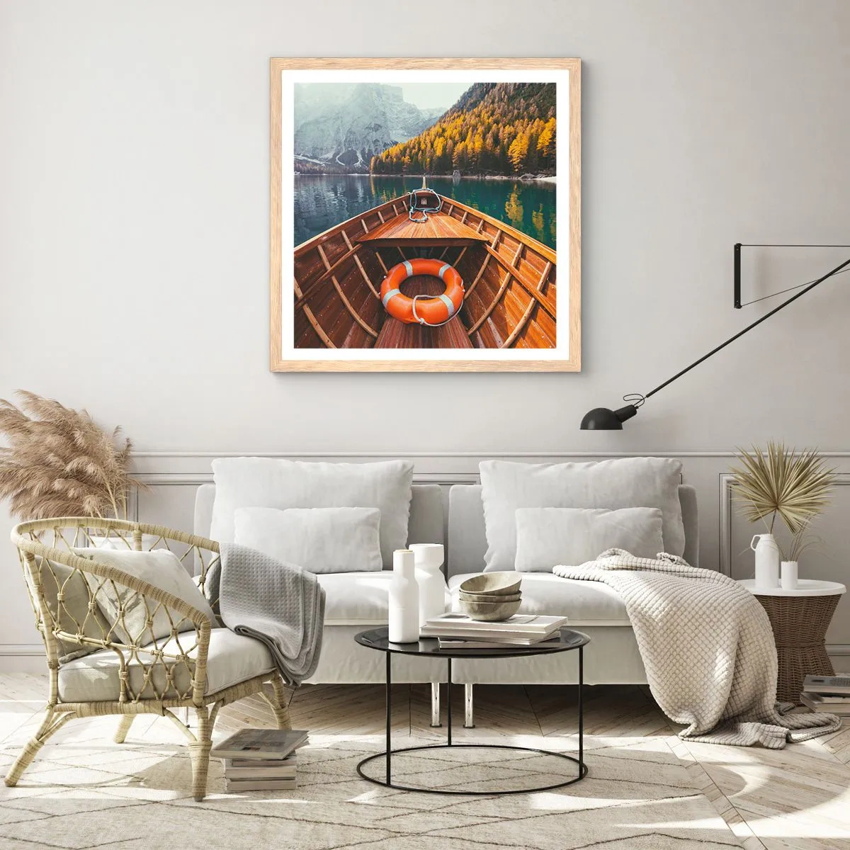 Plakat i ramme af lyst egetræ - Bjergtur - 30x30 cm